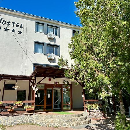Hostel Horia Plopeni Luaran gambar
