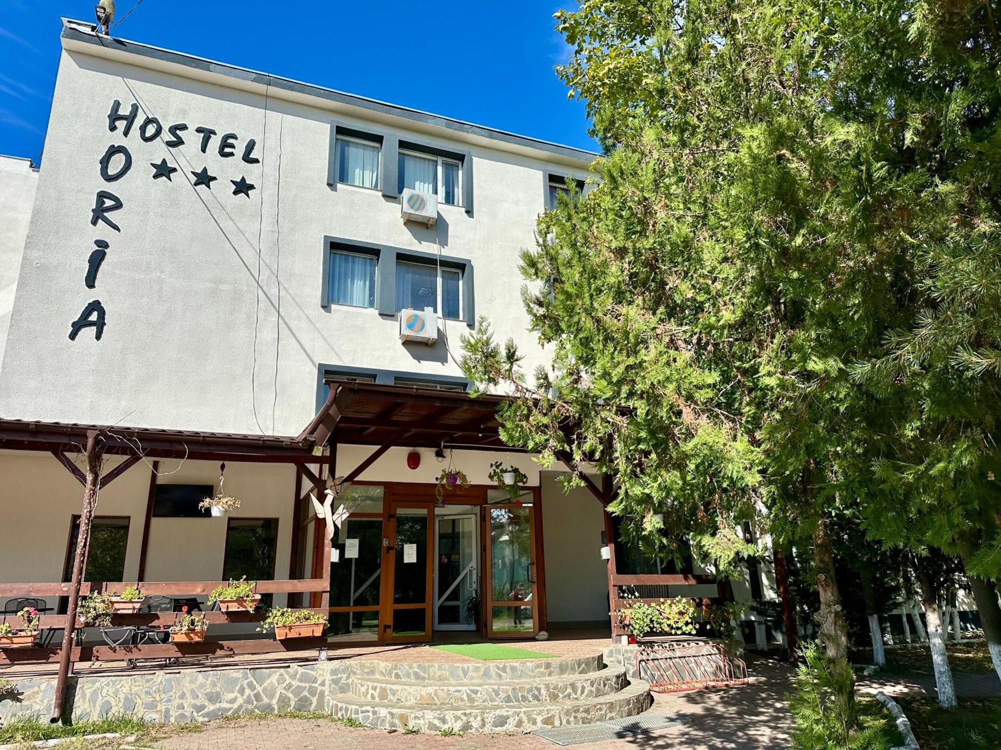 Hostel Horia Plopeni Luaran gambar