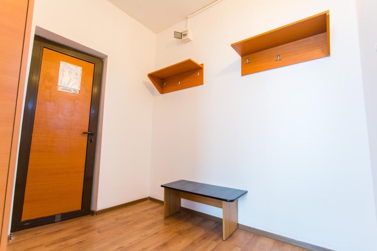 Hostel Horia Plopeni Luaran gambar